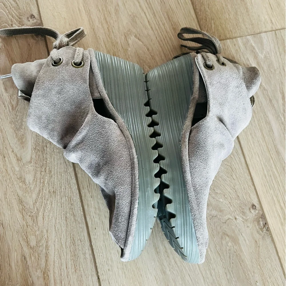 Fly London rubber sole